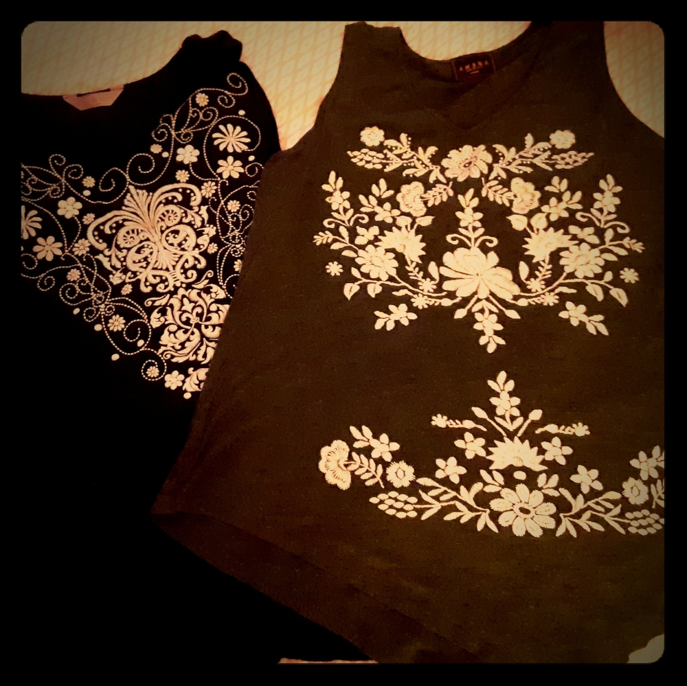 Maternity sleeveless tops